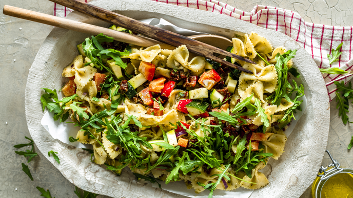 Rezept für unseren italienischen Nudelsalat mit Rucola