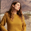 Sommerlicher Begleiter: Luftiger Kapuzenpullover zum Selberstricken (kostenlos)