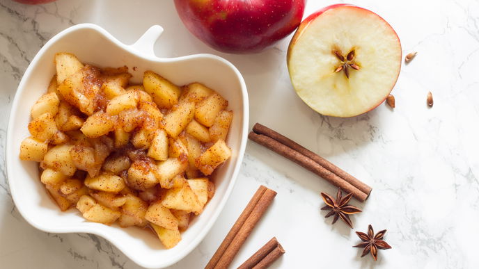 Apfelkompott ohne Zucker: Unser Rezept schmeckt wie bei Oma 