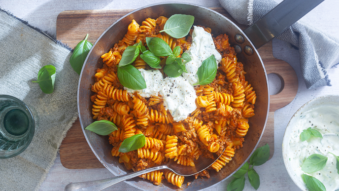 Schnelle One-Pot-Pasta mit Hackfleisch