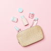 Die besten Reisegrößen-Kosmetik-Sets für leichtes Gepäck