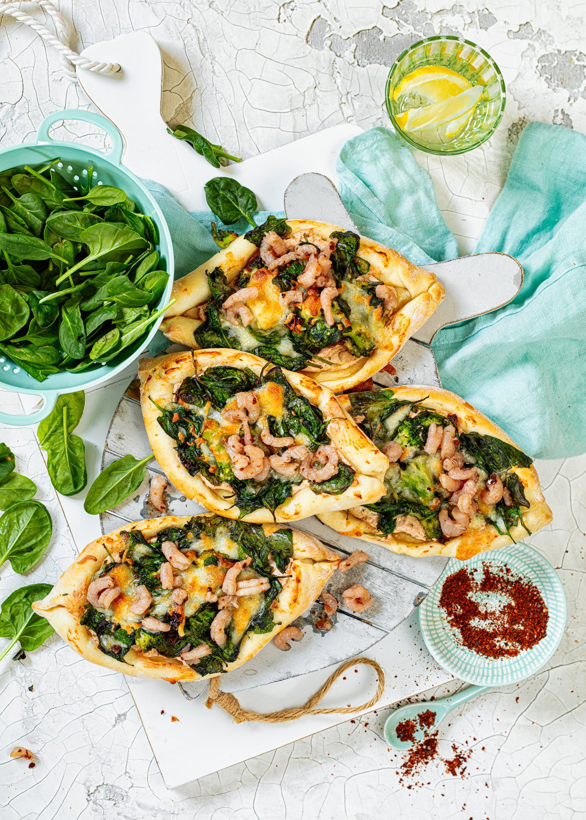 Pizza-Schiffchen mit Ricotta