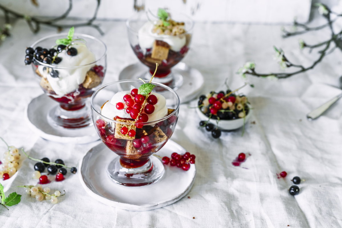 Johannisbeer-Trifle