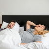 Gender Sleep Gap: So viel weniger schlafen Frauen pro Nacht im Vergleich zu Männern