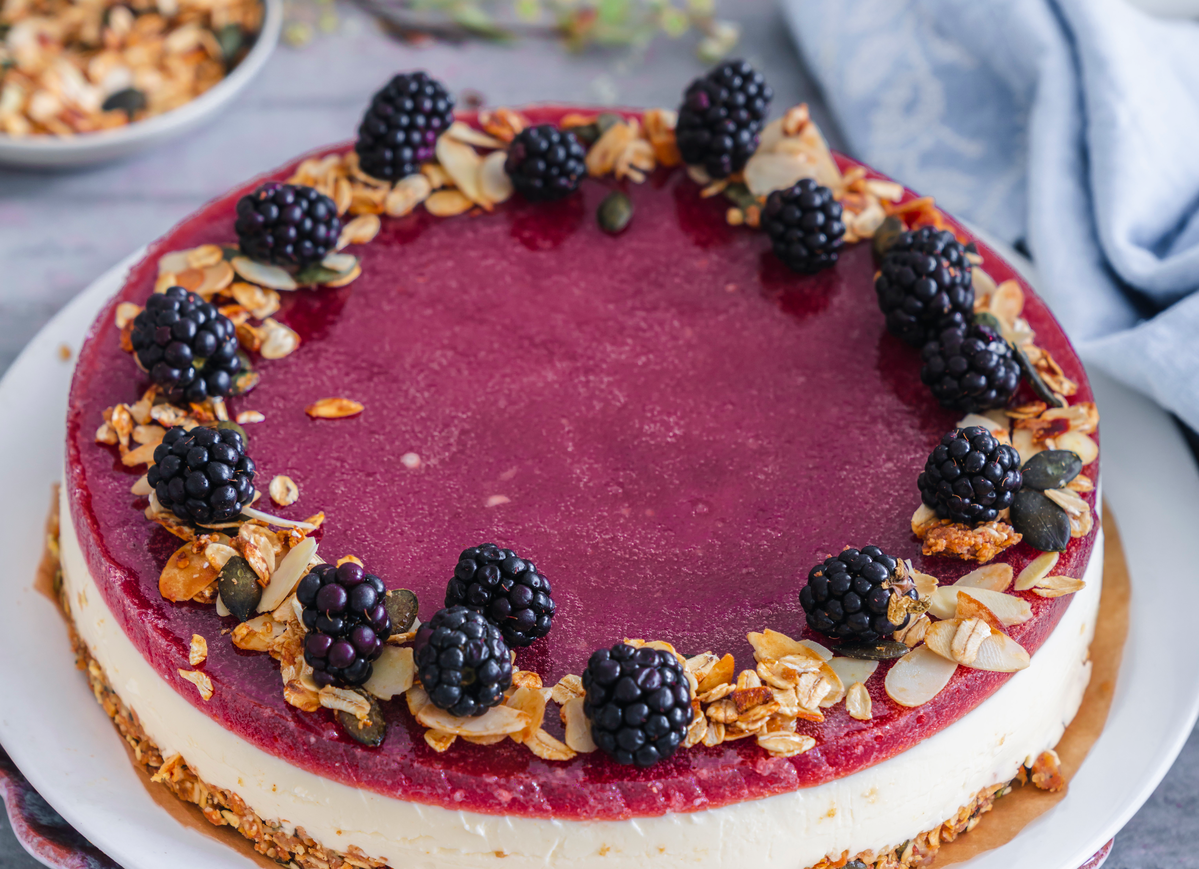 Kuchen ohne Mehl - Müsli-Brombeer-Käsekuchen