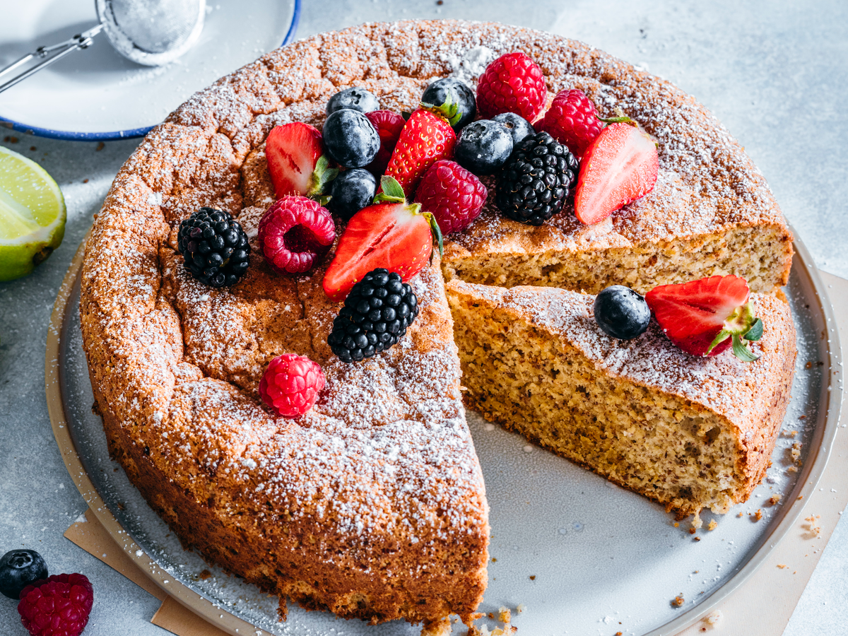 Portugiesischer Mandelkuchen mit Limette