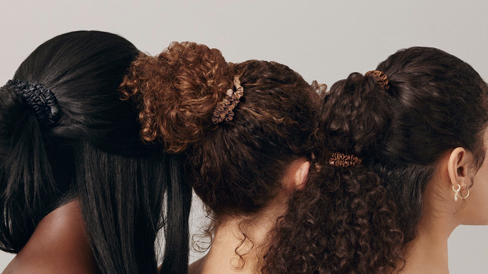 Die besten Haargummis gegen Haarbruch? Seide ist das Zauberwort! Goodbye, kaputte Haare