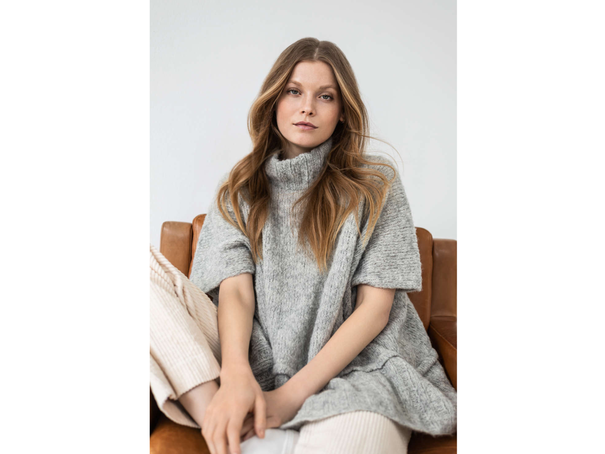 Stricken im Herbst - Poncho mit Stehkragen