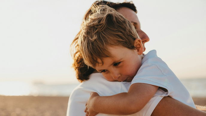 Transgenerationale Weitergabe: Wenn man sein Trauma an die Kinder vererbt 