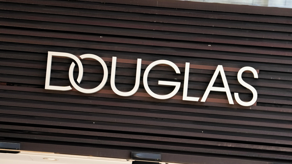 Die beste Foundation bei Douglas für einen perfekten Teint? Dieser Bestseller für nur 12 Euro