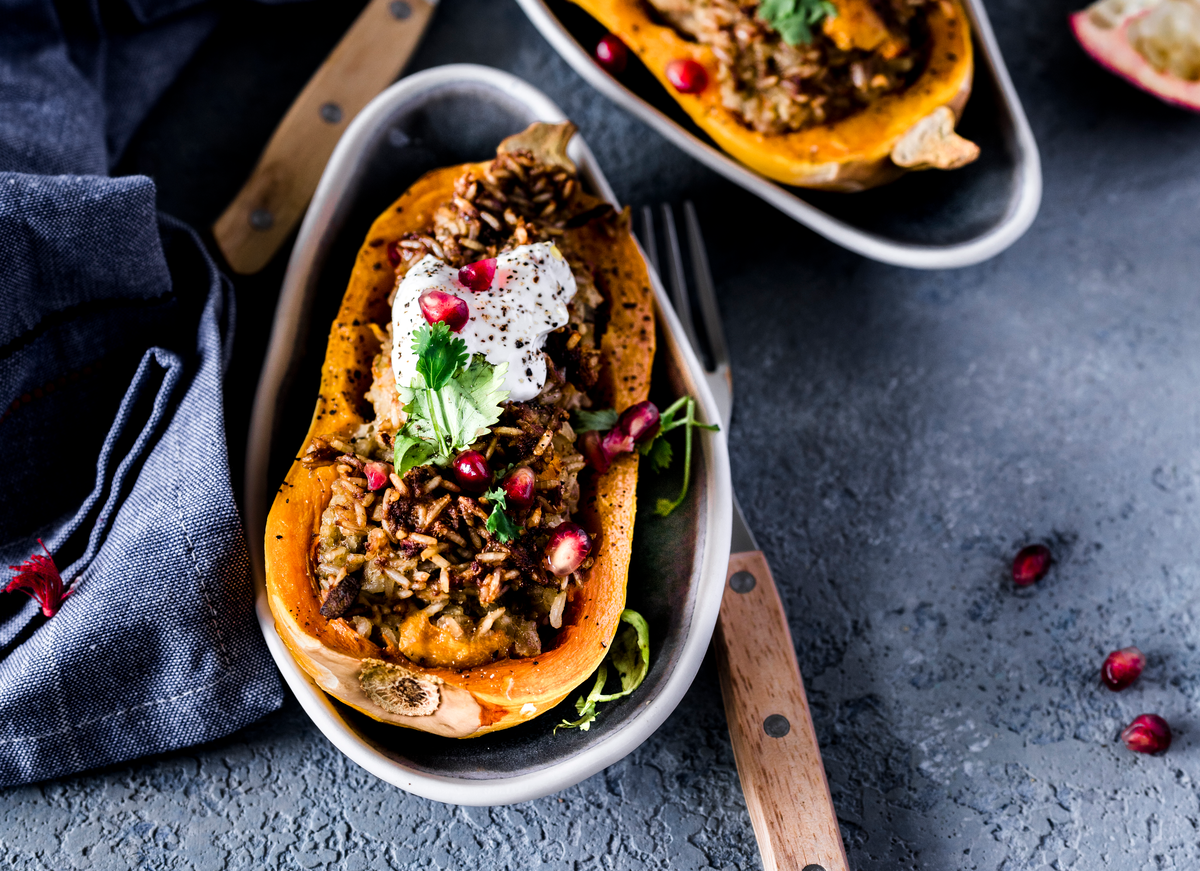 Gefüllter Butternut-Kürbis