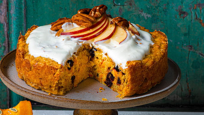 11 Backrezepte mit Kürbis, die auch Herbstmuffel überzeugen