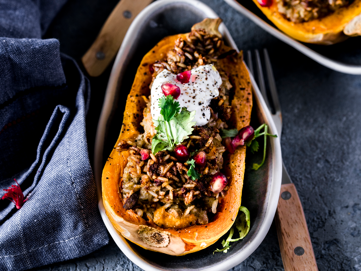 Gefüllter Butternut-Kürbis