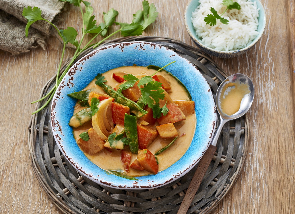 Kürbiscurry mit Zuckerschoten