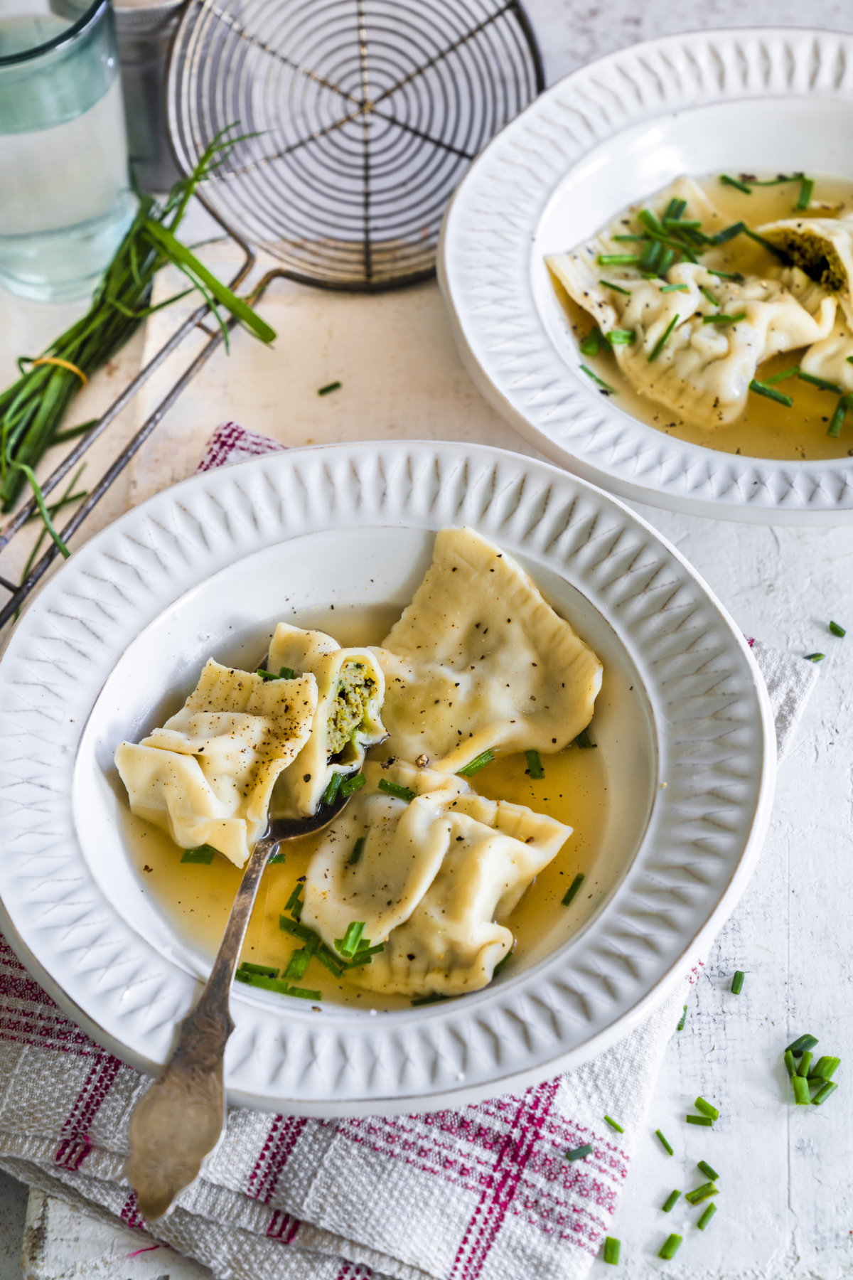 Vegane Maultaschen-Suppe