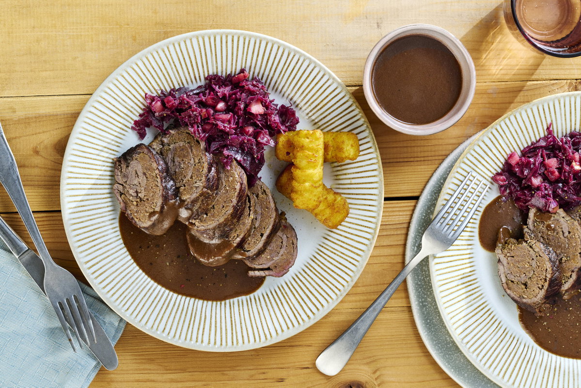 Sauerbraten-Rouladen mit Rotkohl