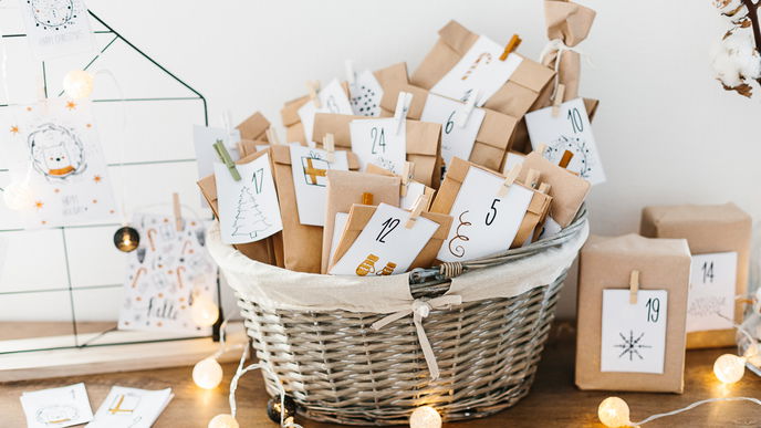 Adventskalender füllen: Die schönsten Ideen für Familie, Kinder, Freunde, Partner & Co.