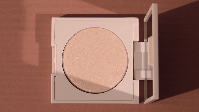 Bester Highlighter von dm: Mein Geheimtipp für einen natürlichen Glow kostet nur 4 Euro