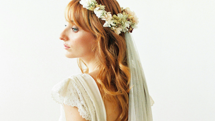 Blumenkranz für die Haare selber machen - mit unserer Schritt-für-Schritt-Anleitung