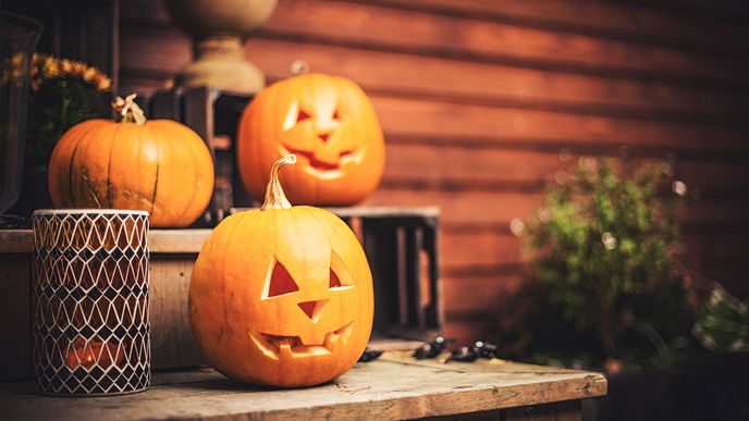 Kürbisgesicht schnitzen: 12 schaurig-schöne Ideen für Halloween, die Sie kinderleicht hinbekommen
