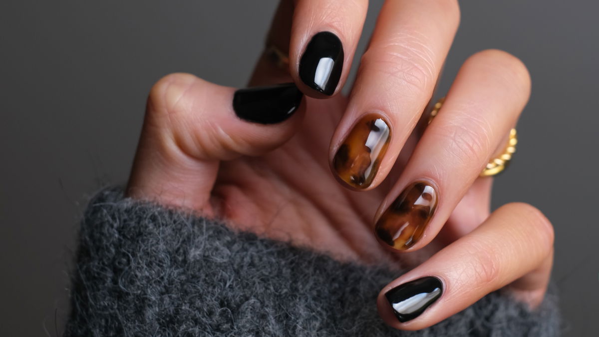 Nageltrends im Herbst: Diese 4 Farben sind jetzt angesagt 