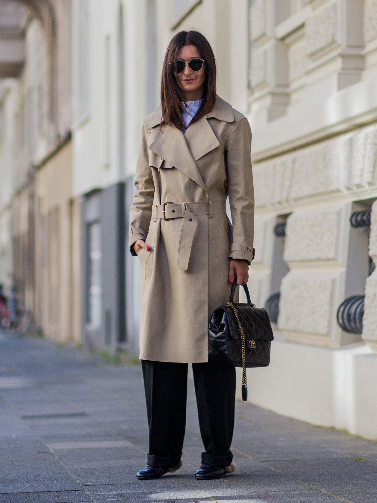 Trenchcoat im Business-Look