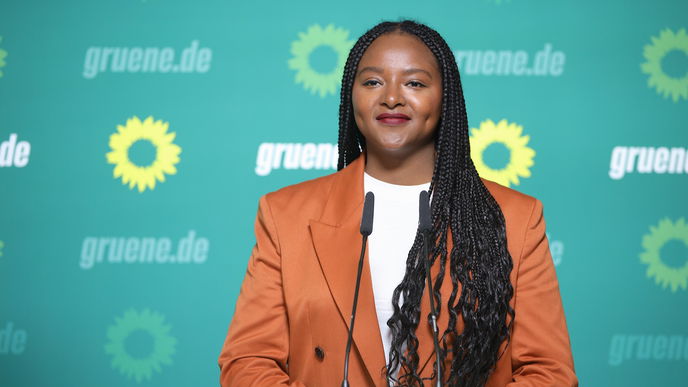 Good News aus der Politik: Aminata Touré bekommt ihr erstes Baby 