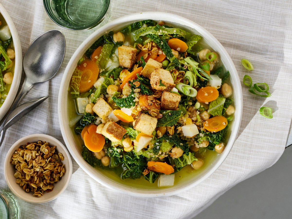 Gemüseeintopf mit Tofu