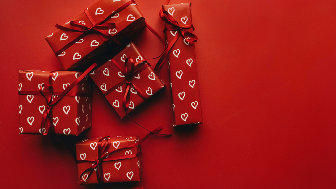Psst: Ich bin Beauty-Redakteurin und diese Beauty-Geschenke von Douglas sind mein Geheimtipp
