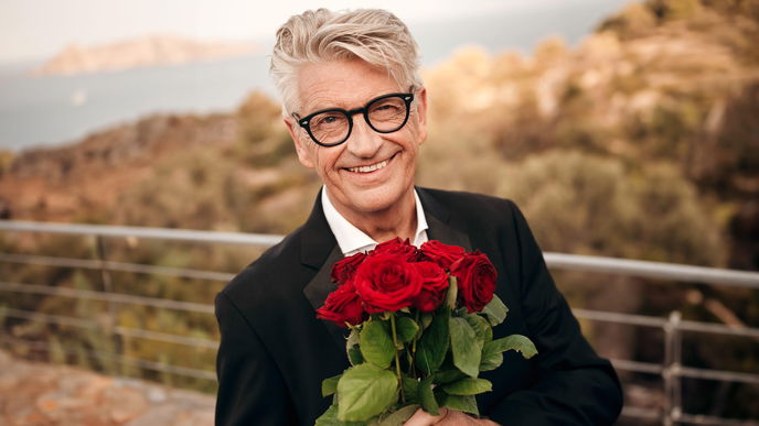 Mit 73 Jahren: Er ist der erste "Golden Bachelor" im deutschen TV