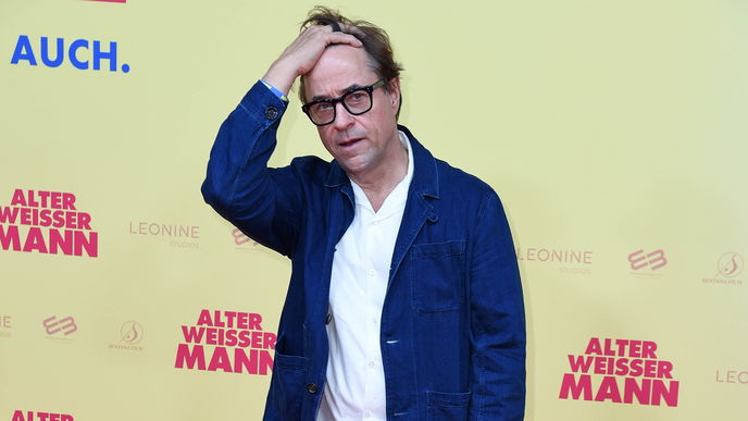 Jan Josef Liefers: Der Star aus "Alter weißer Mann" im exklusiven Interview
