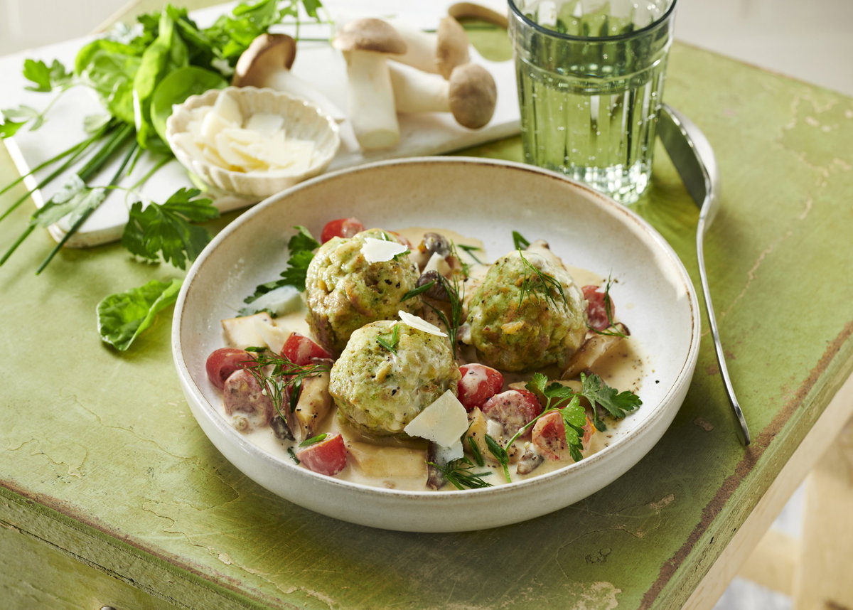 Kräuterknödel