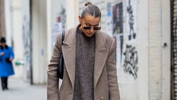 Strickkleider sind das It-Piece im Winter – und so werden sie kombiniert
