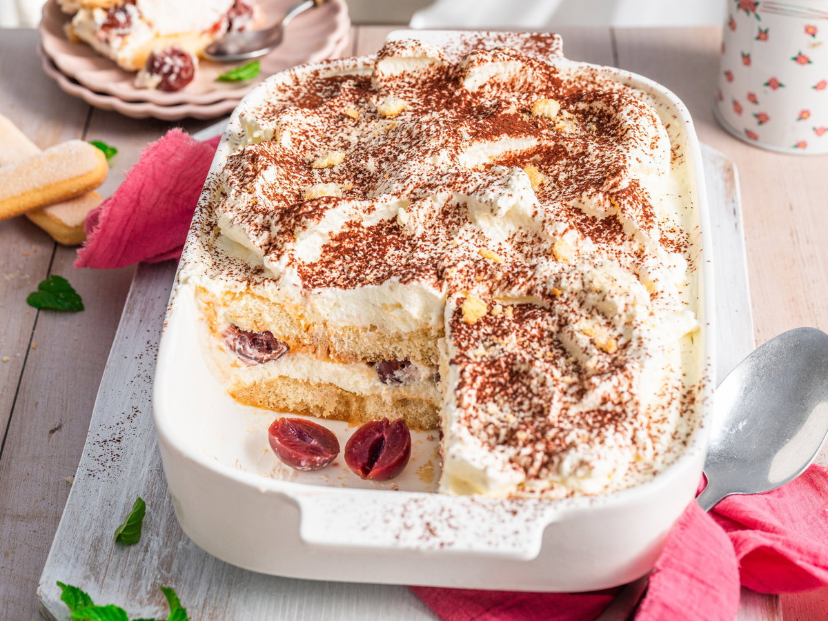 Tiramisu mit Kirschen