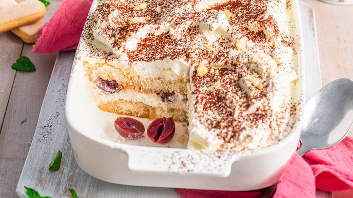 Rezept für Tiramisu mit Kirschen und Quark