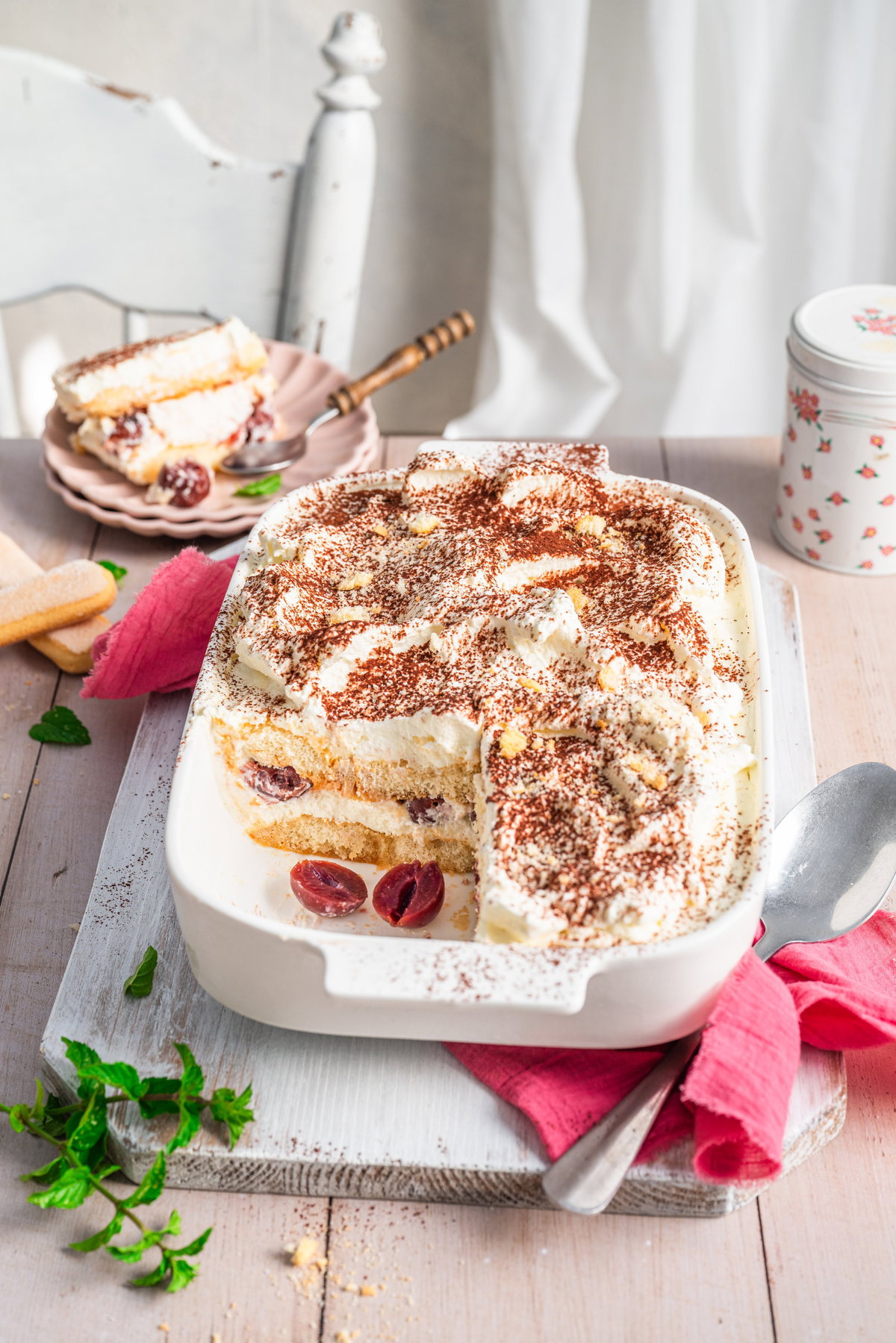 Tiramisu mit Kirschen