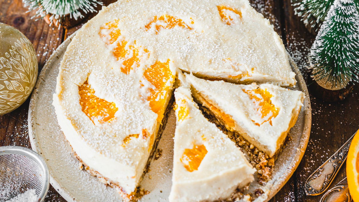 Rezept für veganen Käsekuchen mit Orangen - lecker und zuckerfrei 