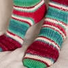 Weihnachtliche Socken stricken - kostenlose Anleitung für eine kuschelige Adventszeit