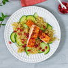 Lachs mit Quinoa und Gurken: Proteinreiches Rezept, das beim Abnehmen hilft 