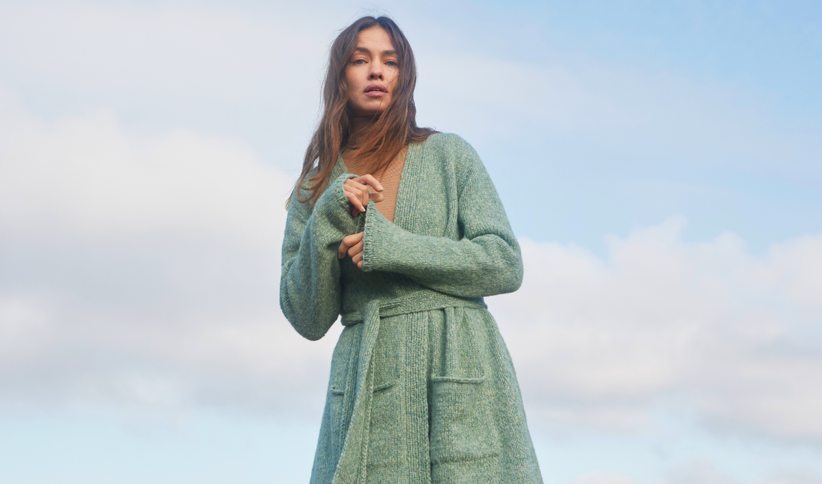 Stricken mit Merinowolle - lange Strickjacke mit Taschen