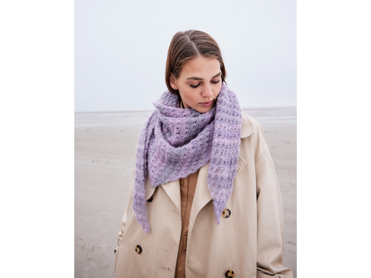 Stricken mit Mohair - Model in Dreieckstuch mit Farbverlauf