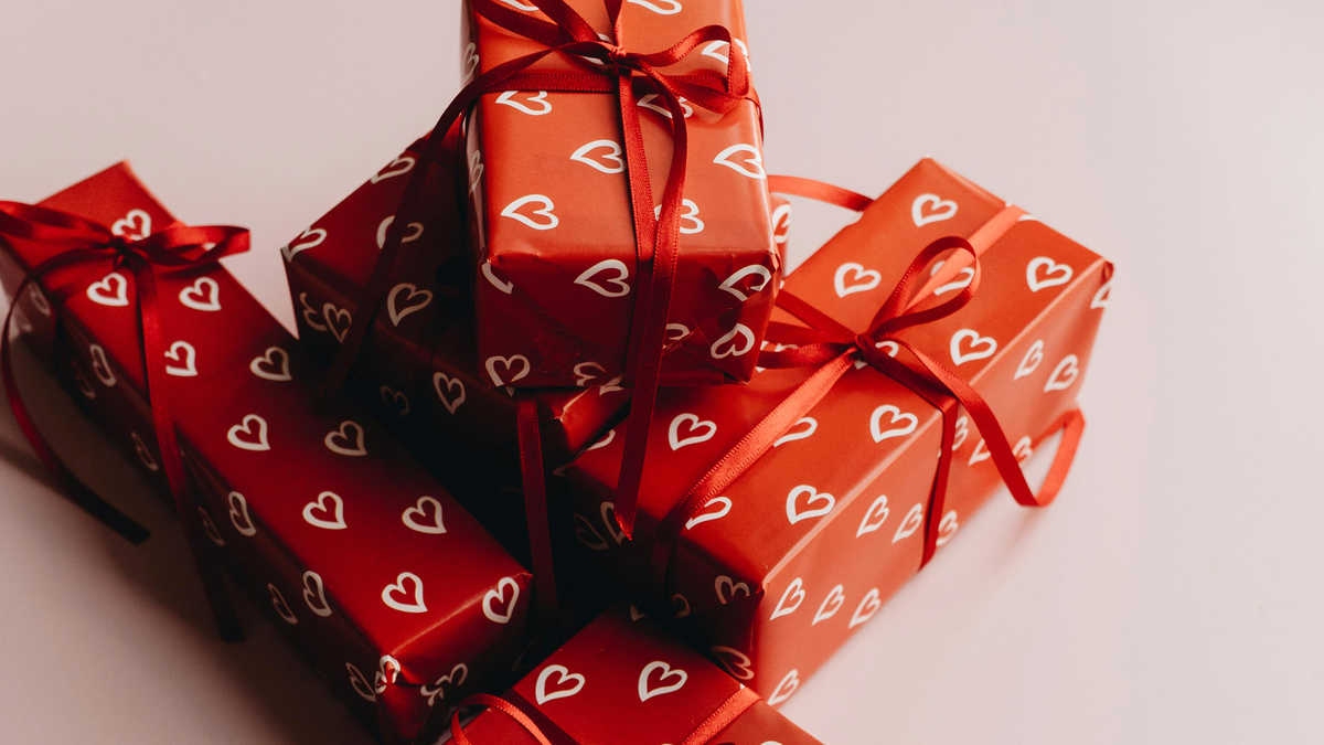 Beauty-Geschenke zum Valentinstag, mit denen wir uns am 14. Februar am liebsten selbst beschenken würden