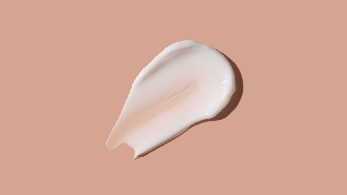 Die Nr. 1 aller Visagistinnen: Das ist die beste Creme unter Make-up - ohne Krümeln & Co.