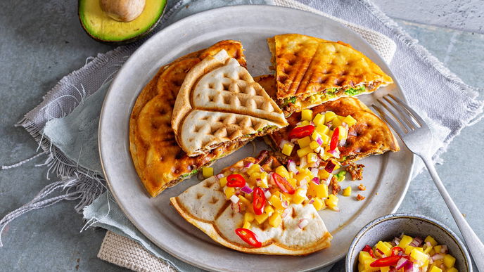 Herzhafte Chili-Waffeln mit Hackfleisch - eine ungewöhnliche Kombi, die süchtig macht!