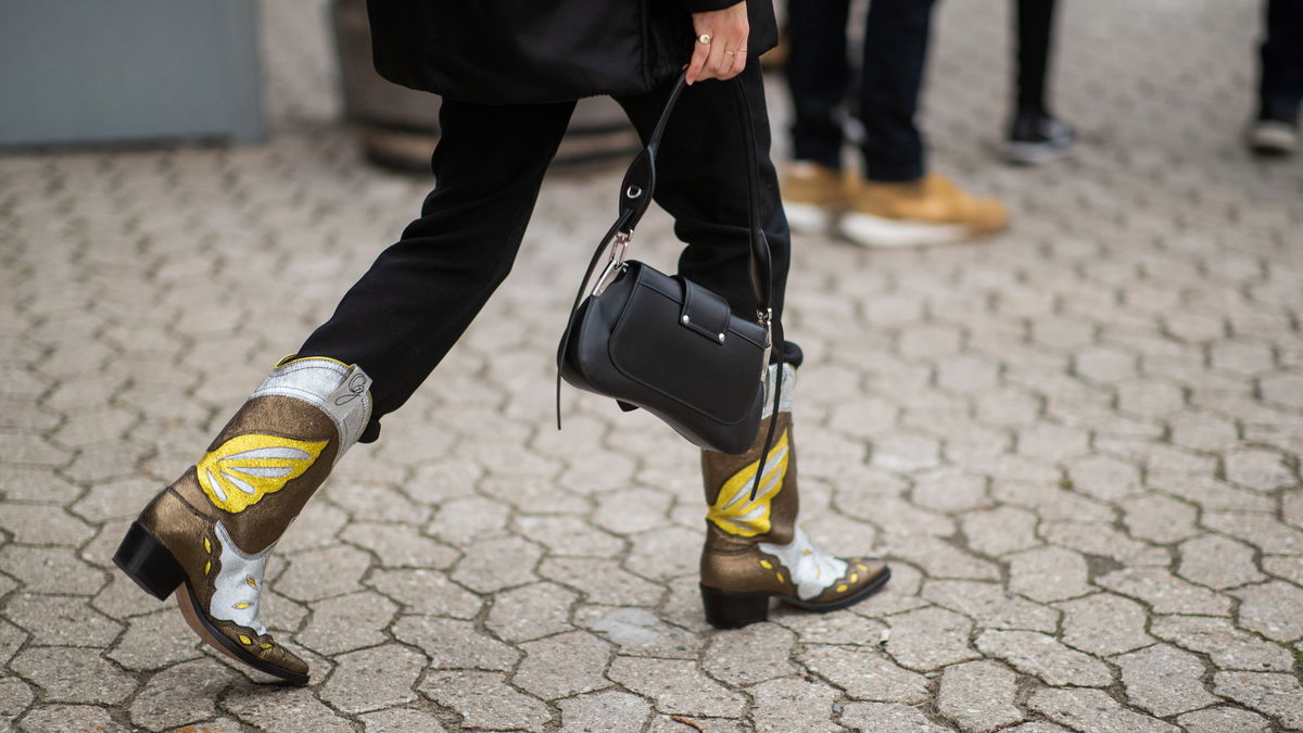 Cowboystiefel kombinieren erfordert Fingerspitzengefühl - wir haben hilfreiche Tipps parat!