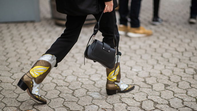 Cowboystiefel kombinieren erfordert Fingerspitzengefühl - wir haben hilfreiche Tipps parat!