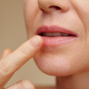 Trockene Lippen? Diese 5 Hausmittel machen die Haut sofort streichelzart und weich