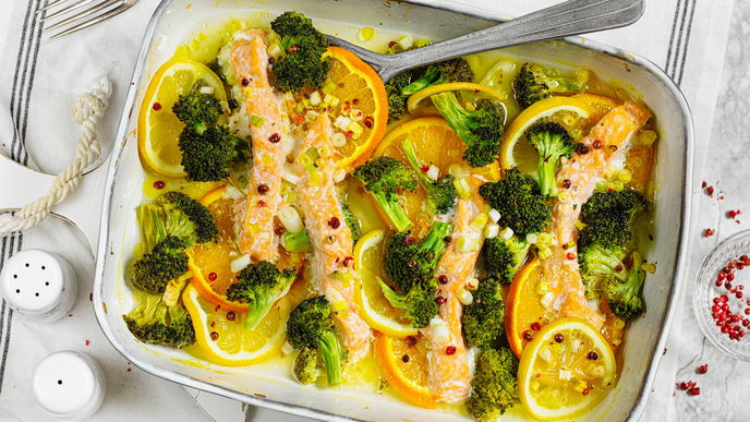Lachs mit Orange & Brokkoli aus dem Ofen - lecker & dabei so gesund!