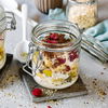 Unsere Skyr-Overnight-Oats mit Früchten stecken voller Proteine - und helfen beim Abnehmen!