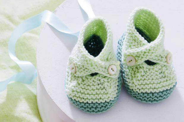 Was kann man aus Sockenwolle stricken? Babyschuhe